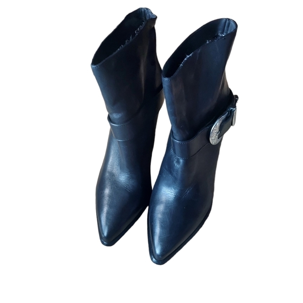 8.5 Paige Holly Women's Ankle Bootie Boots Size Black Leather Boots - Picture 9 of 15